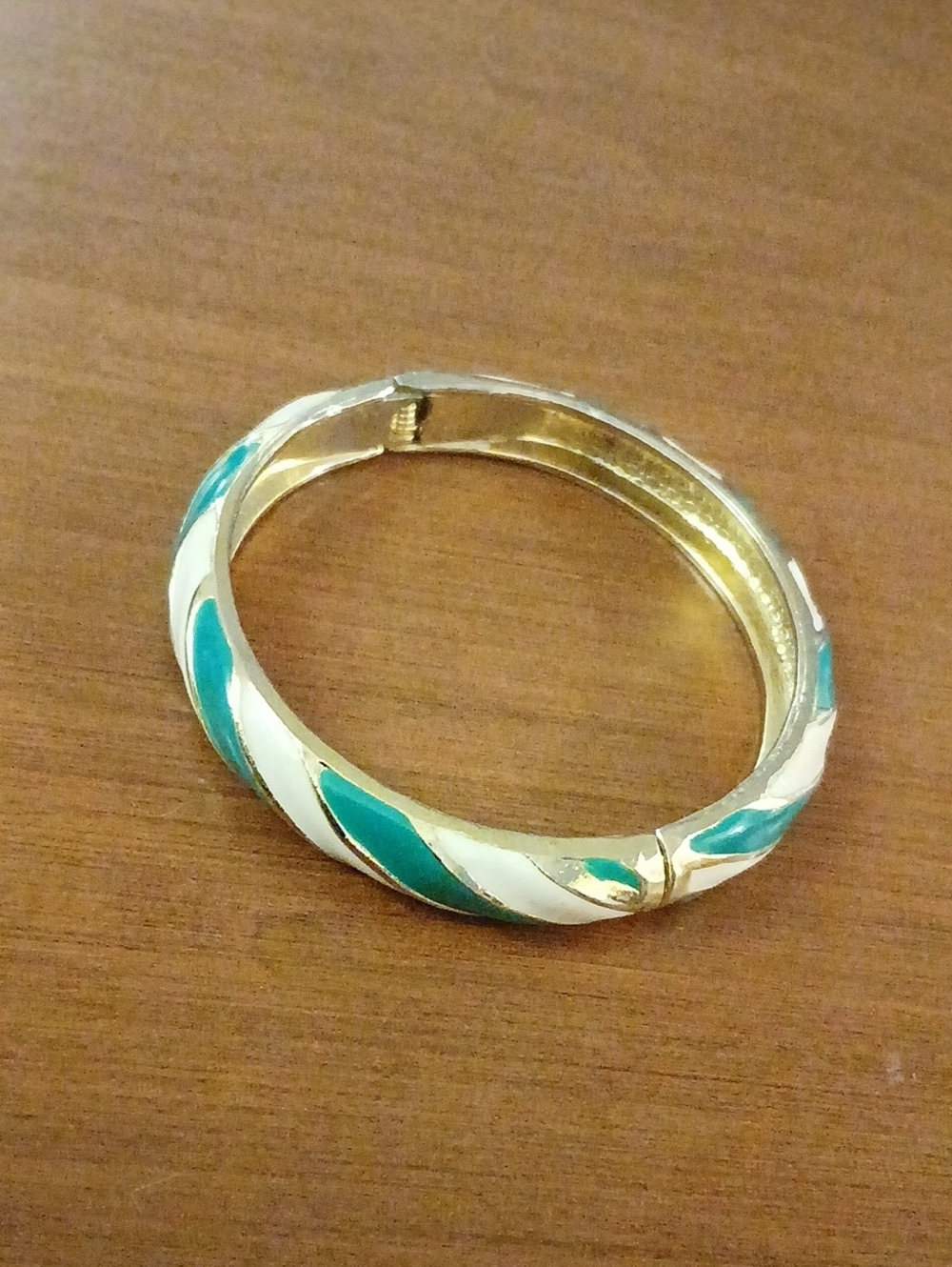 Vintage Gold-Tone Green & White Enamel Hinged Bangle Bracelet